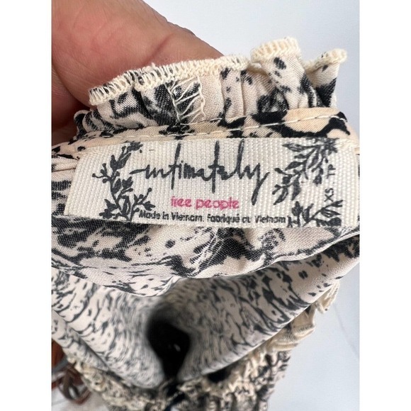 Free People All Tucks Printed Bodysuit Balloon Sleeve Floral Print Women's XS - Picture 10 of 12